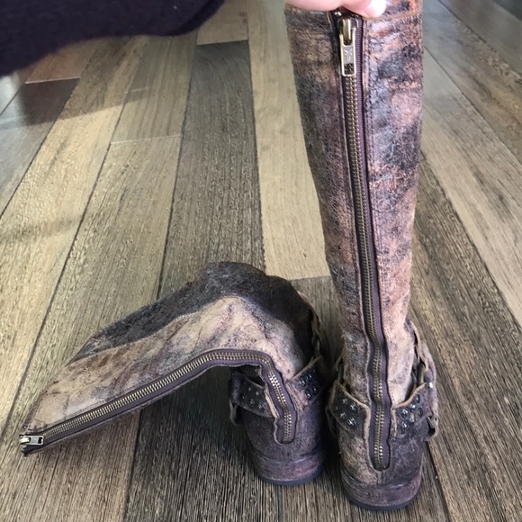 Distressed Frye Boots - Picture 5 of 6